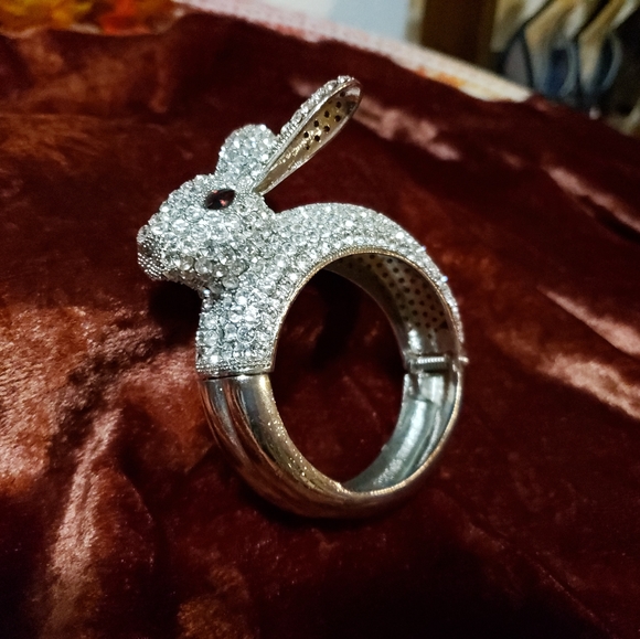 White Rabbit gem bracelet - Picture 2 of 4